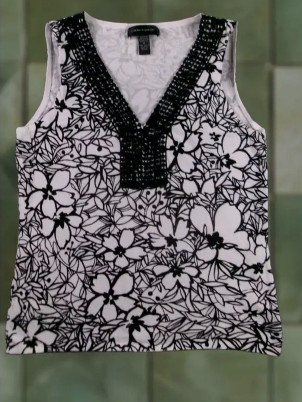 Cable & Gauge Black and White Floral Beaded V-Neck Cami